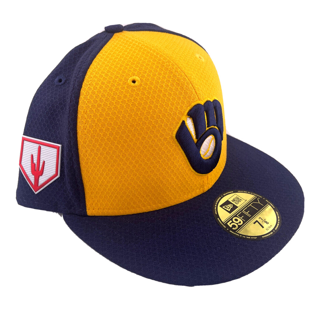 New Era Milwaukee Brewers Cactus Patch Yellow/Blue Logo 59FIFTY Fitted Hat 7 7/8